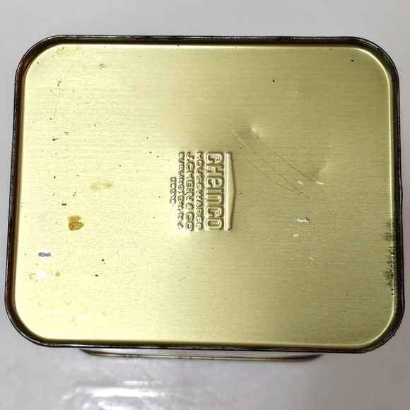 Vintage Golden Harvest Bleached Flour Tin Canister with Lid - Picture 7 of 16